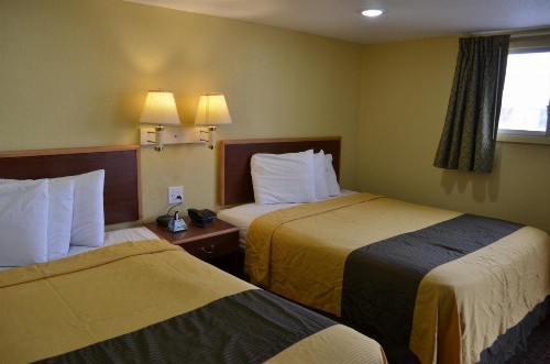 Budget Inn Williamsville image 47