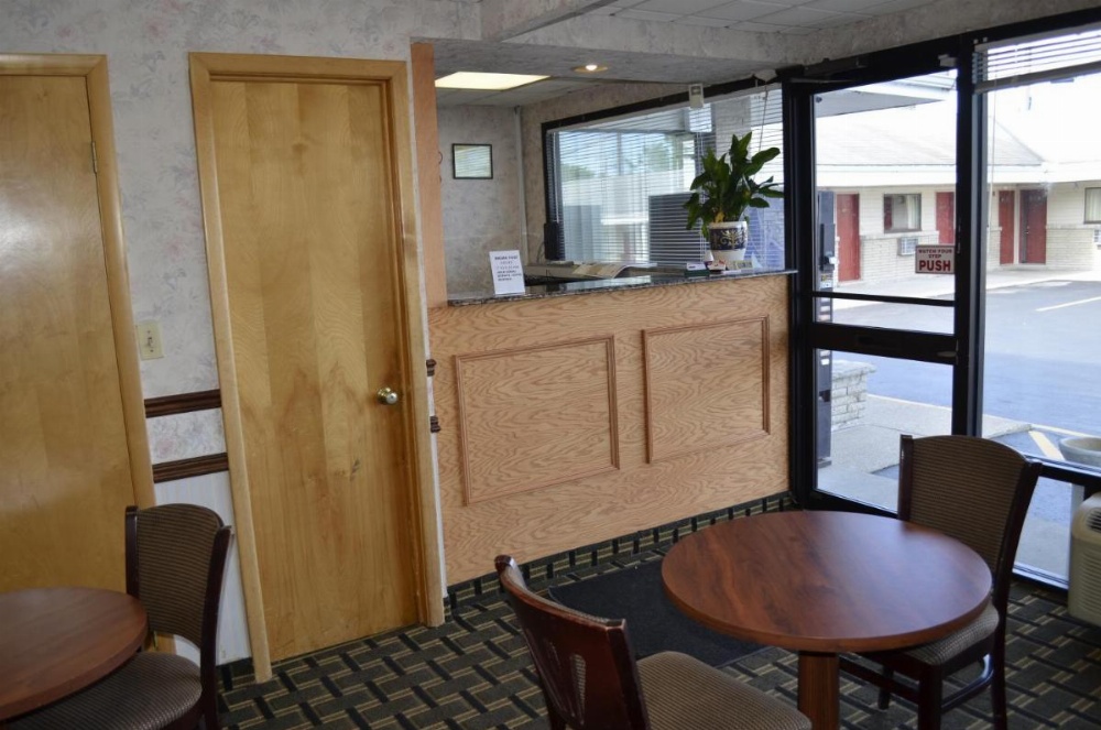 Budget Inn Williamsville